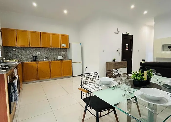 Tjs 1 Apartament Gzira