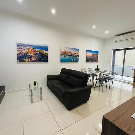 Tjs 1 Apartment Gzira